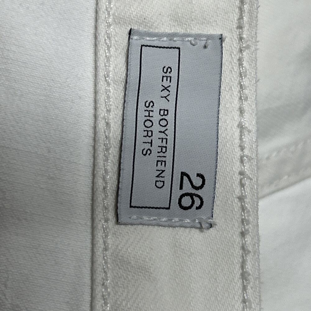 GAP 1969 Sexy Boyfriend Cuffed Women’s Shorts White - Size 26 - Picture 3 of 6